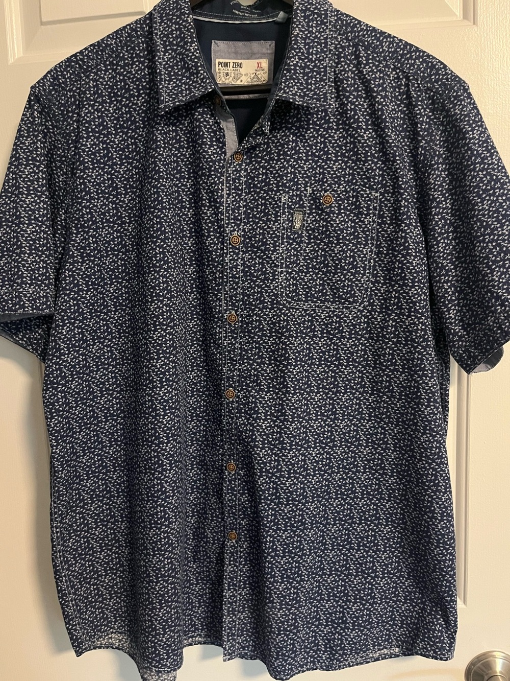 Point Zero Navy Short-Sleeve Button-Down with White Micro Print Size XL